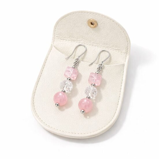 Sintētiskās ādas rotu maisiņš auskariem 8x8,5 cm, krēma